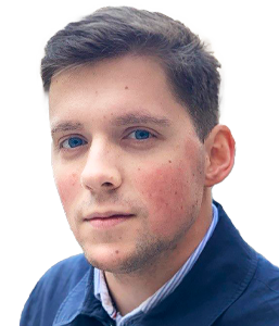 Владислав Титов